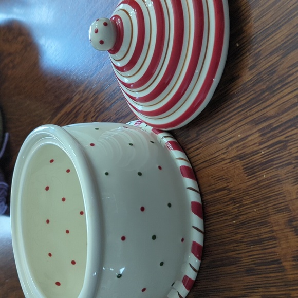 Santa Cookie Jar - Picture 4 of 8